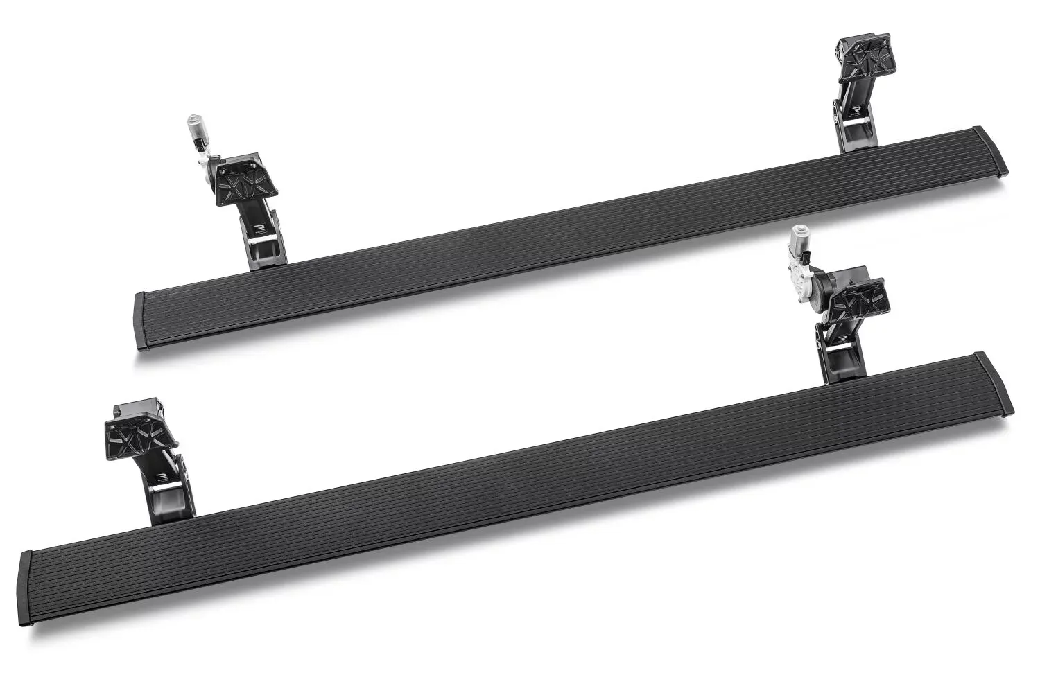 AMPamp-powerstep-2022-ford-superduty-76242-01A-23-09-28-on-white-studio-023.jpg
